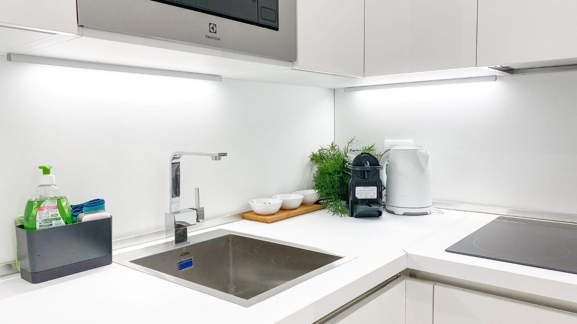 Cardano Suite - 5 Min From Central Station มิลาน ภายนอก รูปภาพ