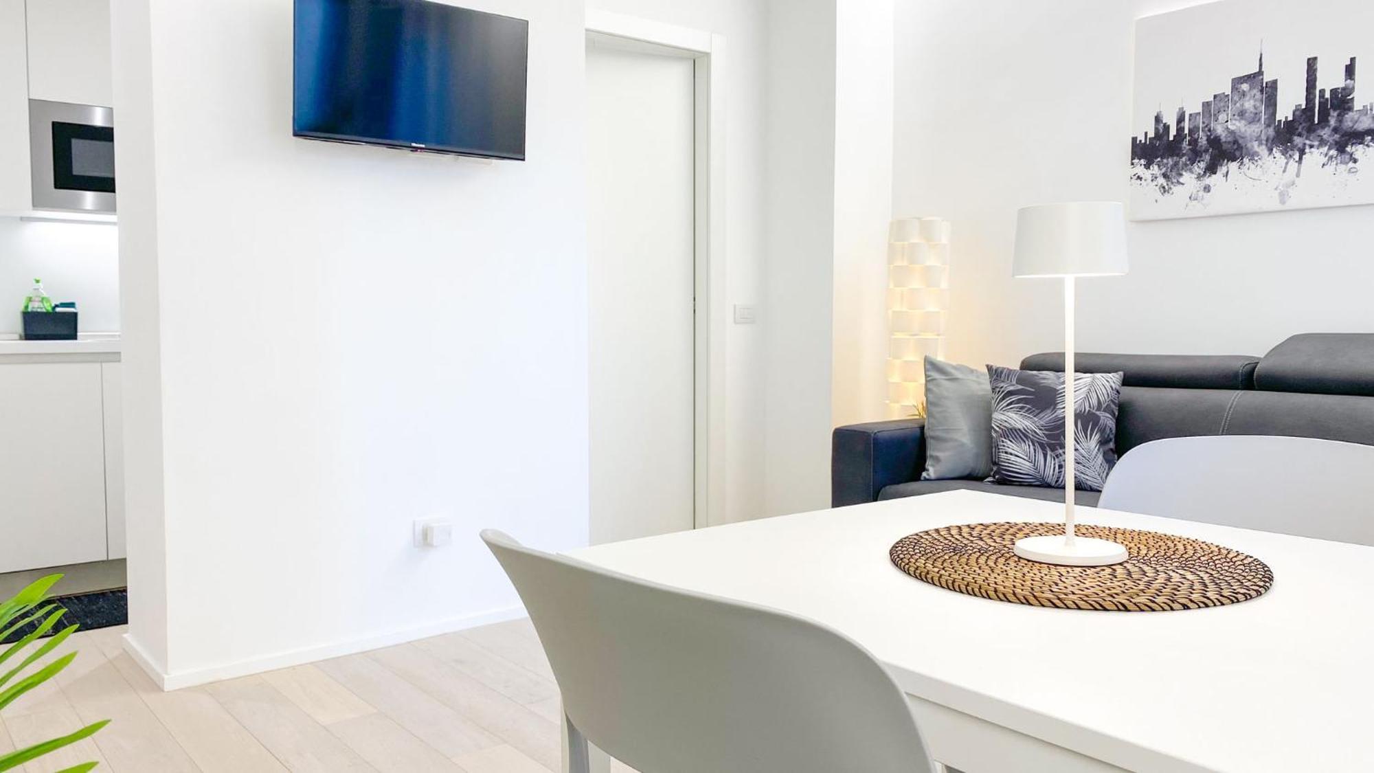 Cardano Suite - 5 Min From Central Station มิลาน ภายนอก รูปภาพ